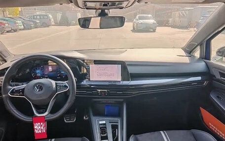 Volkswagen Golf VIII, 2023 год, 1 972 099 рублей, 9 фотография
