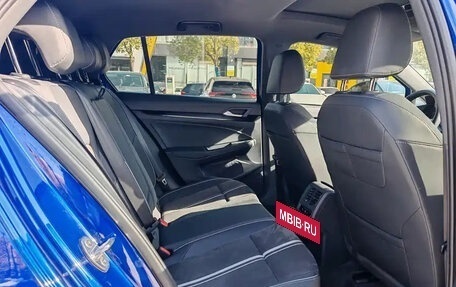 Volkswagen Golf VIII, 2023 год, 1 972 099 рублей, 16 фотография