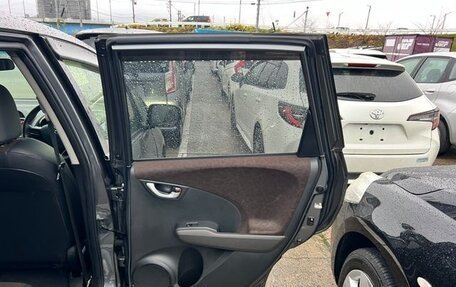 Honda Fit Shuttle I рестайлинг, 2013 год, 899 781 рублей, 28 фотография