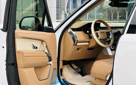 Land Rover Range Rover IV рестайлинг, 2024 год, 20 888 124 рублей, 8 фотография