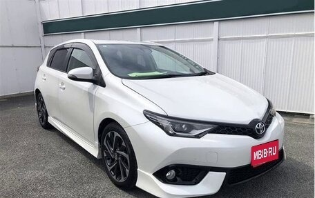 Toyota Auris II, 2018 год, 918 000 рублей, 1 фотография