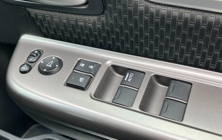 Honda Stepwgn IV, 2021 год, 2 119 000 рублей, 20 фотография