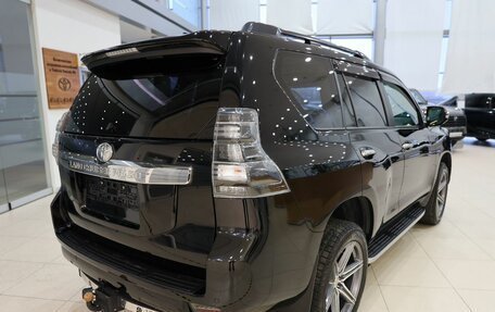 Toyota Land Cruiser Prado 150 рестайлинг 2, 2017 год, 4 350 000 рублей, 14 фотография