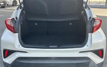 Toyota C-HR I рестайлинг, 2019 год, 1 628 000 рублей, 16 фотография