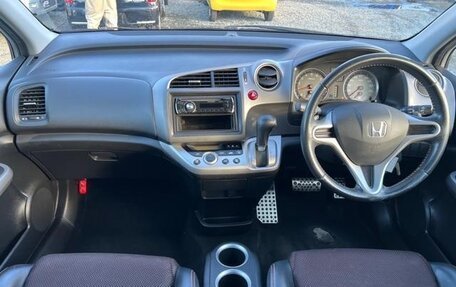 Honda Stream II, 2014 год, 1 055 000 рублей, 8 фотография