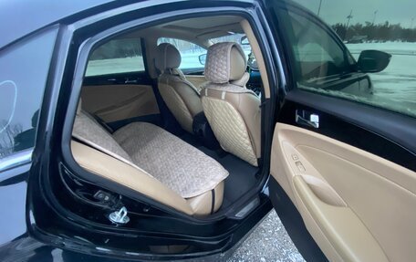 Hyundai Sonata VI, 2011 год, 1 350 000 рублей, 17 фотография