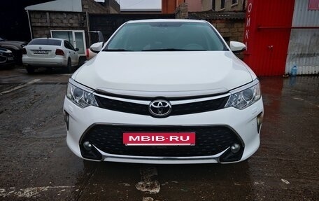 Toyota Camry, 2014 год, 1 790 000 рублей, 6 фотография