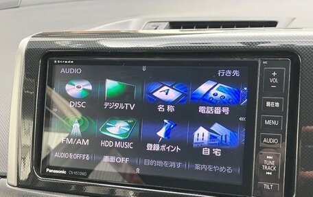 Toyota Wish II, 2017 год, 1 140 000 рублей, 13 фотография