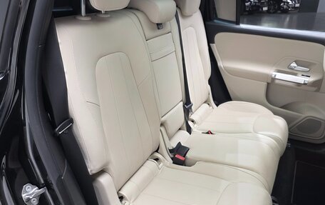 Mercedes-Benz GLB, 2023 год, 3 632 355 рублей, 12 фотография