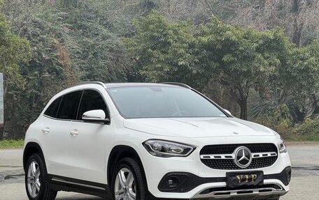 Mercedes-Benz GLA, 2022 год, 2 290 000 рублей, 1 фотография