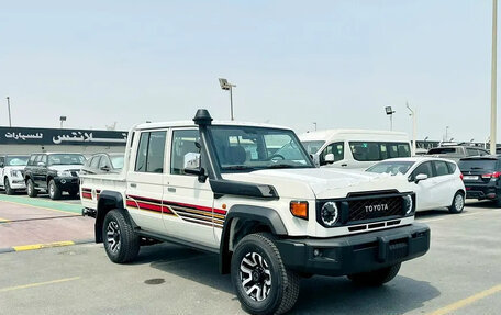 Toyota Land Cruiser 70, 2025 год, 11 176 000 рублей, 3 фотография