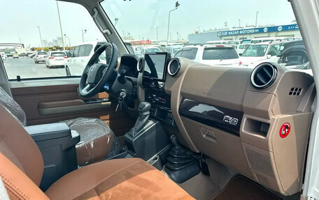 Toyota Land Cruiser 70, 2025 год, 11 176 000 рублей, 9 фотография