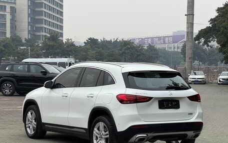 Mercedes-Benz GLA, 2022 год, 2 290 000 рублей, 3 фотография