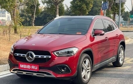 Mercedes-Benz GLA, 2022 год, 2 240 000 рублей, 2 фотография
