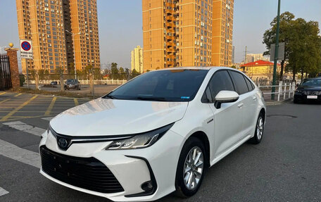 Toyota Corolla, 2022 год, 1 850 000 рублей, 2 фотография