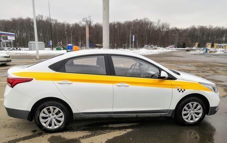 Hyundai Solaris II рестайлинг, 2018 год, 1 200 000 рублей, 4 фотография