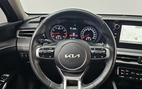 KIA K5, 2022 год, 1 950 000 рублей, 6 фотография