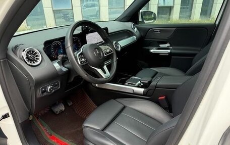 Mercedes-Benz GLB, 2022 год, 2 250 000 рублей, 7 фотография