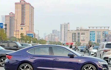 Skoda Octavia IV, 2022 год, 2 300 000 рублей, 5 фотография