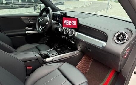 Mercedes-Benz GLB, 2022 год, 2 250 000 рублей, 8 фотография