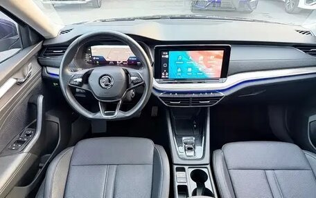 Skoda Octavia IV, 2022 год, 2 300 000 рублей, 10 фотография