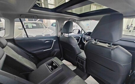 Toyota RAV4, 2025 год, 4 349 000 рублей, 11 фотография