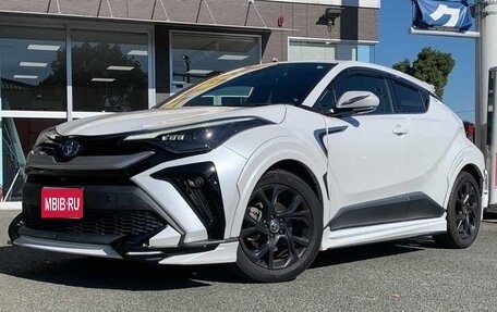 Toyota C-HR I рестайлинг, 2022 год, 1 629 000 рублей, 1 фотография