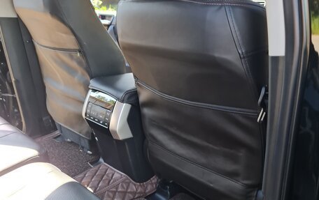 Toyota Land Cruiser Prado 150 рестайлинг 2, 2018 год, 6 200 000 рублей, 5 фотография