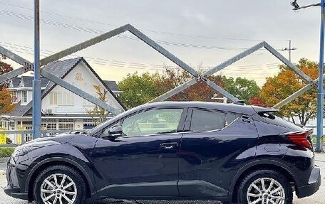 Toyota C-HR I рестайлинг, 2018 год, 1 469 000 рублей, 7 фотография