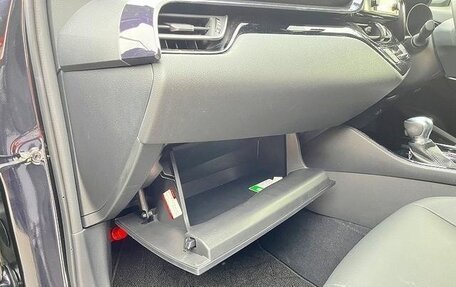 Toyota C-HR I рестайлинг, 2018 год, 1 469 000 рублей, 15 фотография