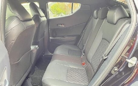 Toyota C-HR I рестайлинг, 2018 год, 1 469 000 рублей, 28 фотография