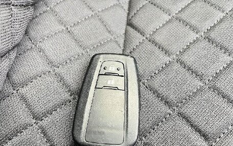 Toyota C-HR I рестайлинг, 2018 год, 1 469 000 рублей, 27 фотография