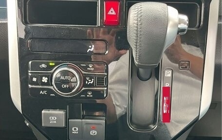 Toyota Roomy I, 2022 год, 950 000 рублей, 16 фотография