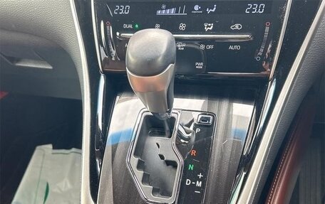 Toyota Harrier, 2019 год, 2 500 000 рублей, 11 фотография