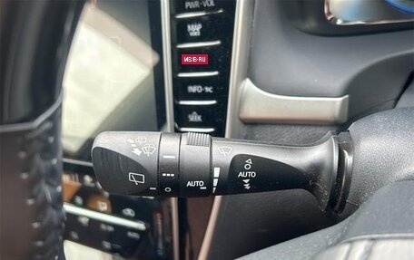 Toyota Harrier, 2019 год, 2 500 000 рублей, 24 фотография