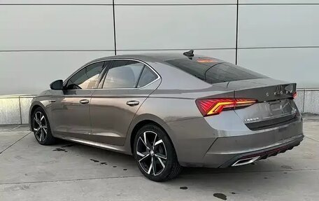 Skoda Octavia IV, 2022 год, 2 100 000 рублей, 6 фотография