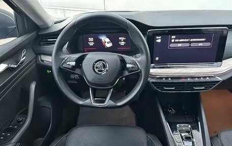 Skoda Octavia IV, 2022 год, 2 100 000 рублей, 9 фотография