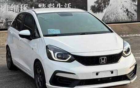 Honda Fit, 2022 год, 1 385 000 рублей, 2 фотография