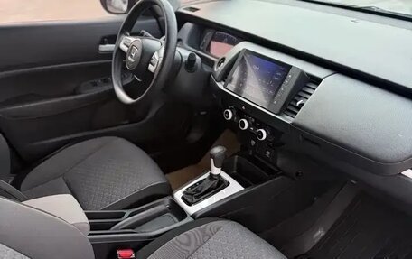 Honda Fit, 2022 год, 1 385 000 рублей, 13 фотография