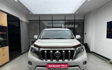 Toyota Land Cruiser Prado 150 рестайлинг 2, 2016 год, 4 350 000 рублей, 3 фотография