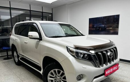 Toyota Land Cruiser Prado 150 рестайлинг 2, 2016 год, 4 350 000 рублей, 4 фотография