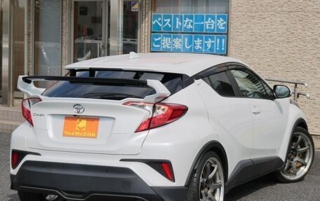 Toyota C-HR I рестайлинг, 2022 год, 1 569 000 рублей, 2 фотография