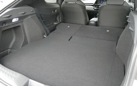 Toyota C-HR I рестайлинг, 2022 год, 1 569 000 рублей, 25 фотография