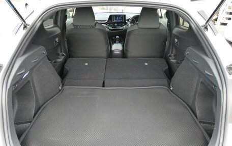 Toyota C-HR I рестайлинг, 2022 год, 1 569 000 рублей, 24 фотография