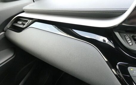 Toyota C-HR I рестайлинг, 2022 год, 1 569 000 рублей, 22 фотография