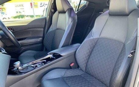 Toyota C-HR I рестайлинг, 2022 год, 1 629 000 рублей, 11 фотография