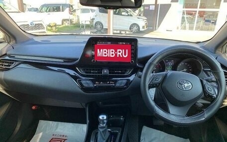 Toyota C-HR I рестайлинг, 2022 год, 1 629 000 рублей, 20 фотография