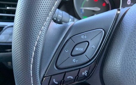 Toyota C-HR I рестайлинг, 2022 год, 1 629 000 рублей, 23 фотография