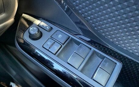 Toyota C-HR I рестайлинг, 2022 год, 1 629 000 рублей, 36 фотография