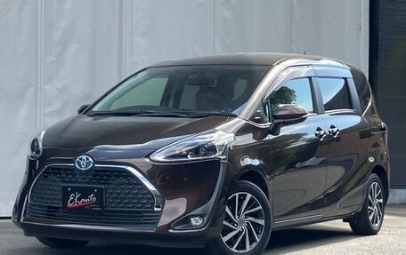 Toyota Sienta II, 2022 год, 1 213 000 рублей, 1 фотография